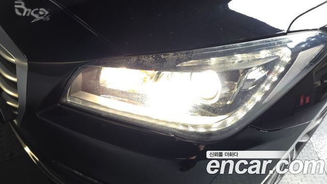 Hyundai Genesis 2015 — photo 8