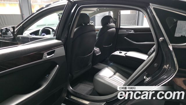 Hyundai Genesis 2015 — photo 16