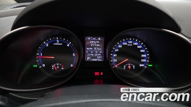 Hyundai Santafe 2015 — photo 11