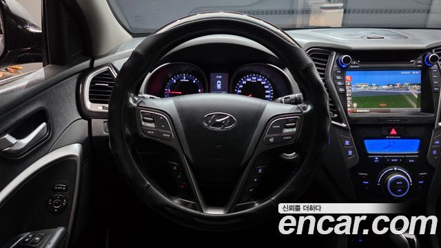 Hyundai Santafe 2015 — photo 19