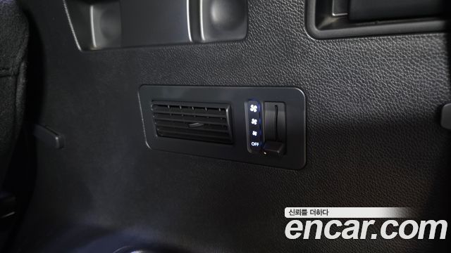 Hyundai Santafe 2015 — photo 31