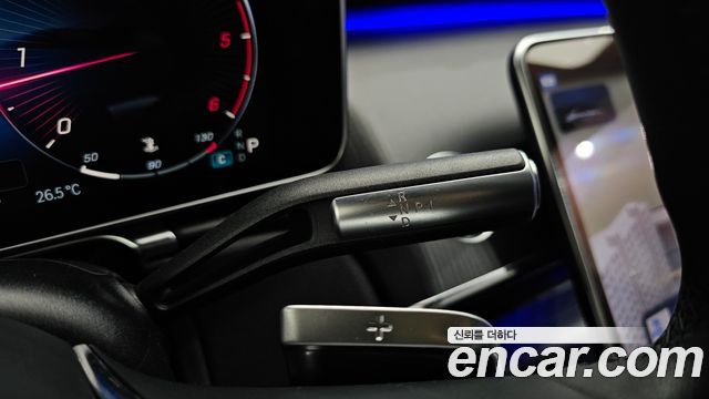 Mercedes-Benz S-Class 2023 — photo 12
