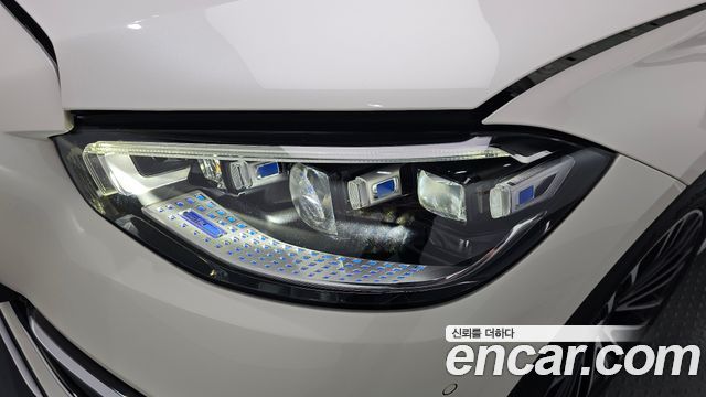 Mercedes-Benz S-Class 2023 — photo 8