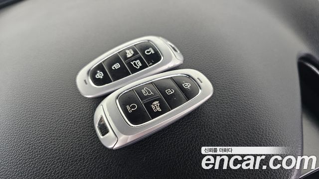 Hyundai Santafe 2021 — photo 21