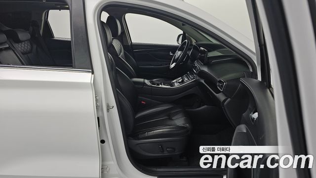 Hyundai Santafe 2021 — photo 16