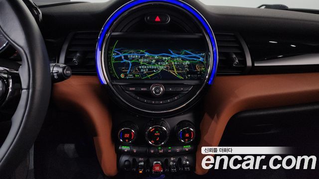Mini Cooper 2017 — photo 12