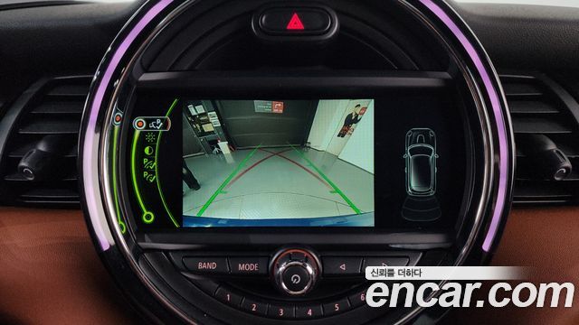 Mini Cooper 2017 — photo 14