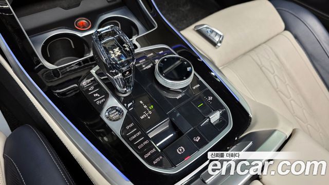 BMW X7 2019 — photo 9