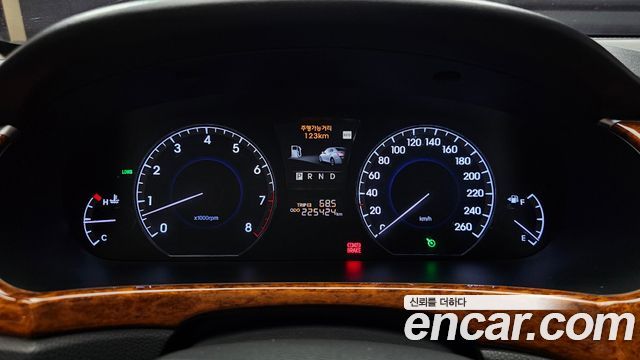 Hyundai Equus 2012 — photo 8