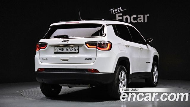 Jeep Compass 2018 — photo 2