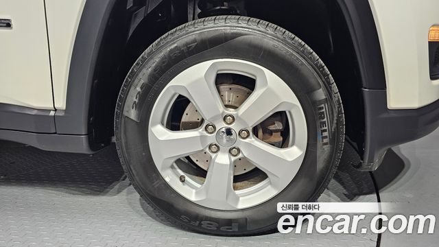 Jeep Compass 2018 — photo 7