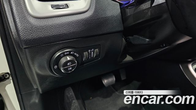 Jeep Compass 2018 — photo 27