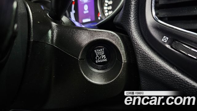 Jeep Compass 2018 — photo 29