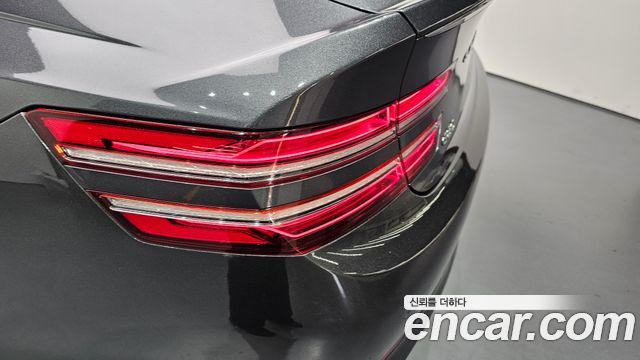 Genesis G80 2021 — photo 9