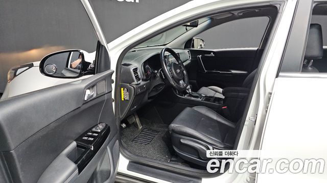 Kia Sportage 2016 — photo 10
