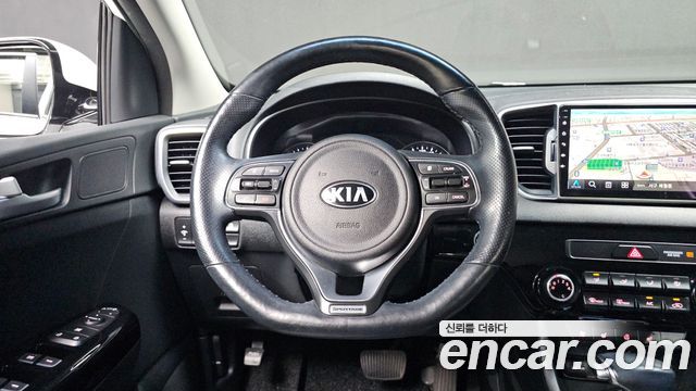 Kia Sportage 2016 — photo 11
