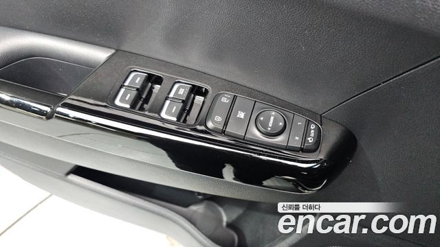 Kia Sportage 2016 — photo 16