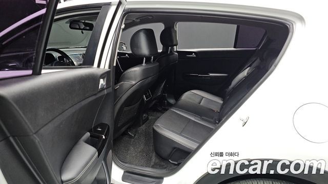 Kia Sportage 2016 — photo 19
