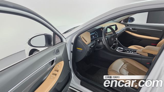 Hyundai Sonata 2020 — photo 18