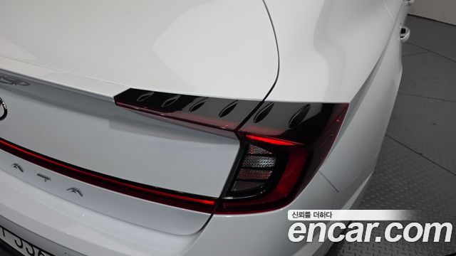 Hyundai Sonata 2020 — photo 9