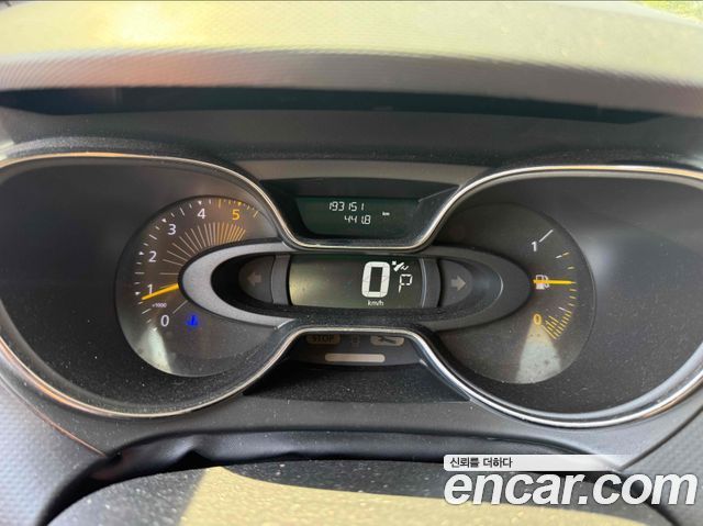 Renault Korea QM3 2015 — photo 3