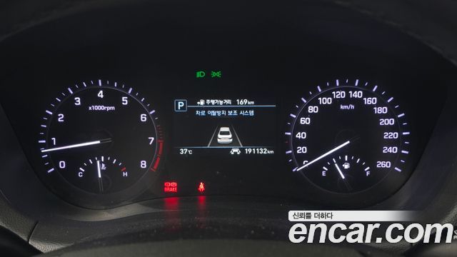 Genesis G80 2019 — photo 8