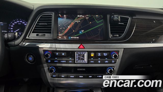 Genesis G80 2019 — photo 15