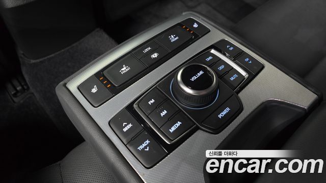 Genesis G80 2019 — photo 19