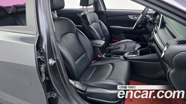 Kia K3 2020 — photo 18