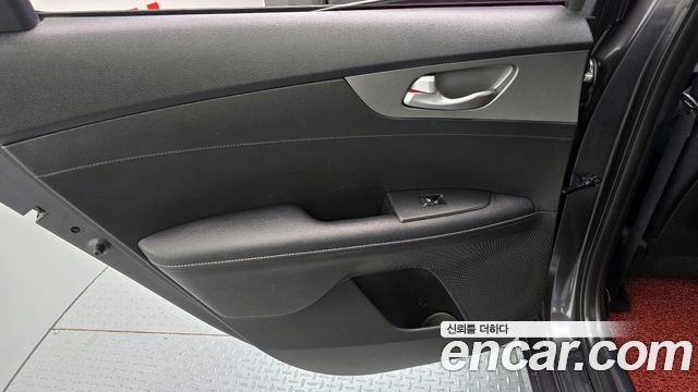 Kia K3 2020 — photo 15