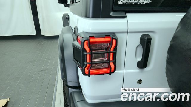 Jeep Wrangler 2019 — photo 9