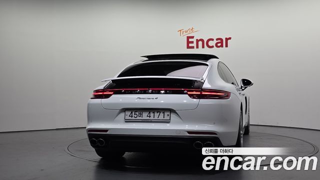 Porsche Panamera 2019 — photo 4