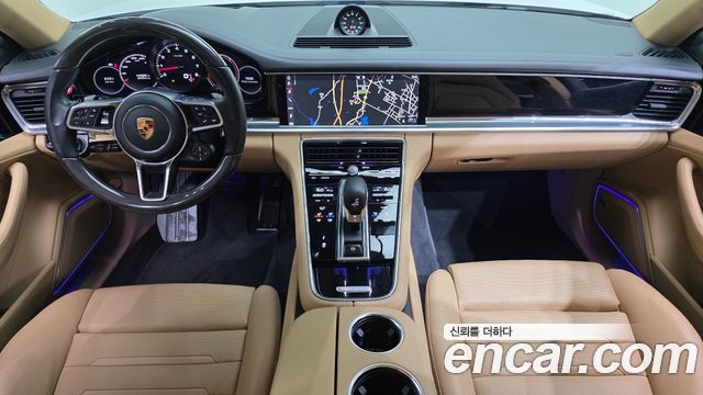 Porsche Panamera 2019 — photo 7