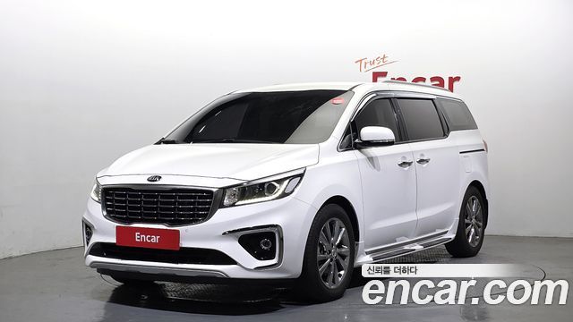 Kia Canival 2019 — photo 1