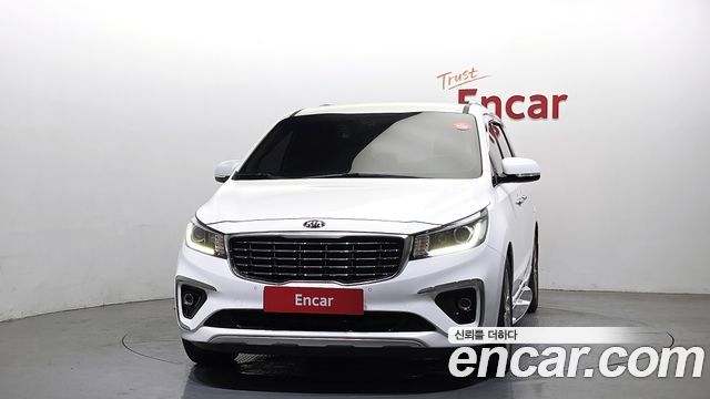 Kia Canival 2019 — photo 3