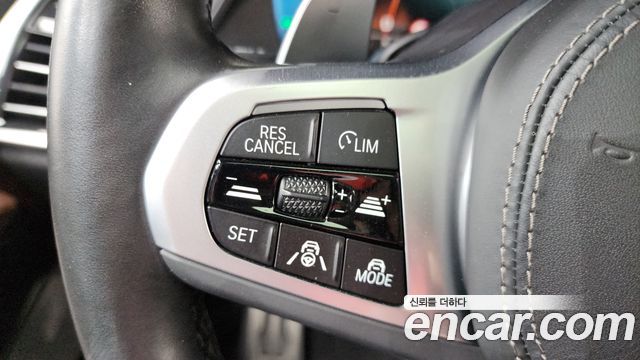 BMW X5 2022 — photo 21