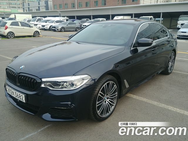 BMW 5-Series 2019 — photo 1