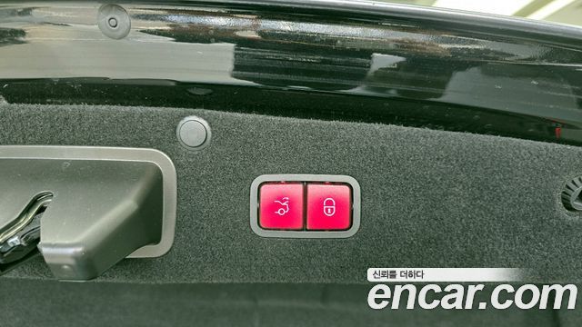 Mercedes-Benz S-Class 2020 — photo 29