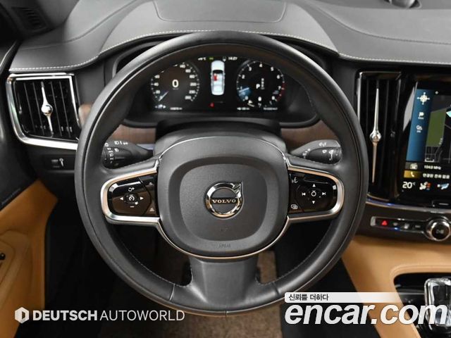Volvo S90 2021 — photo 13