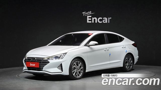 Hyundai AVANTE 2020 — photo 1