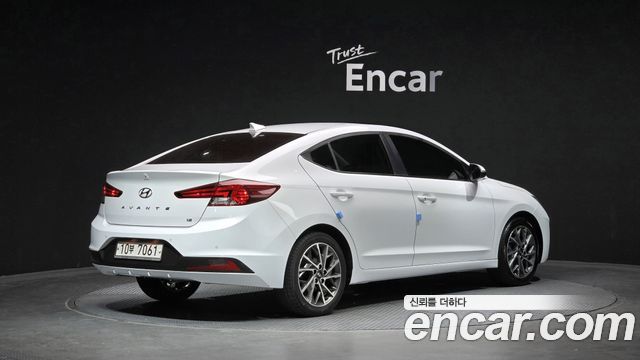 Hyundai AVANTE 2020 — photo 2