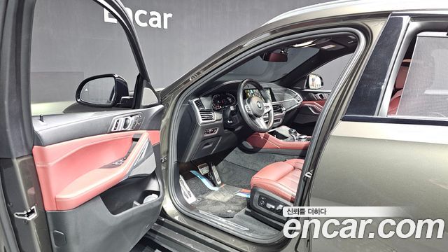 BMW X6 2021 — photo 10