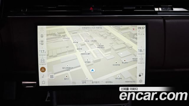 Land Rover Range Rover 2025 — photo 14