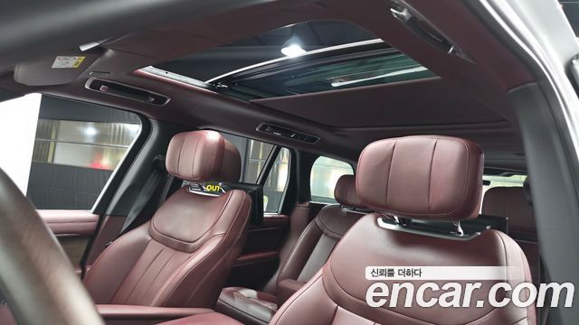 Land Rover Range Rover 2025 — photo 18
