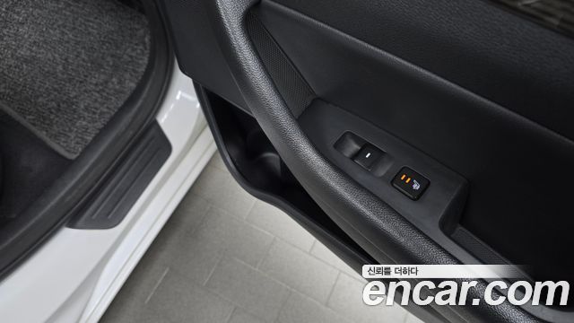 Hyundai Sonata 2015 — photo 19