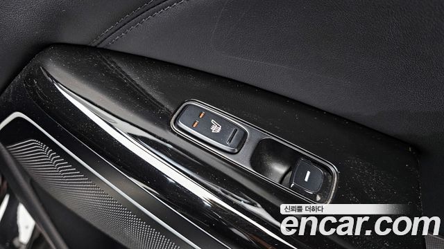 Kia K7 2017 — photo 19