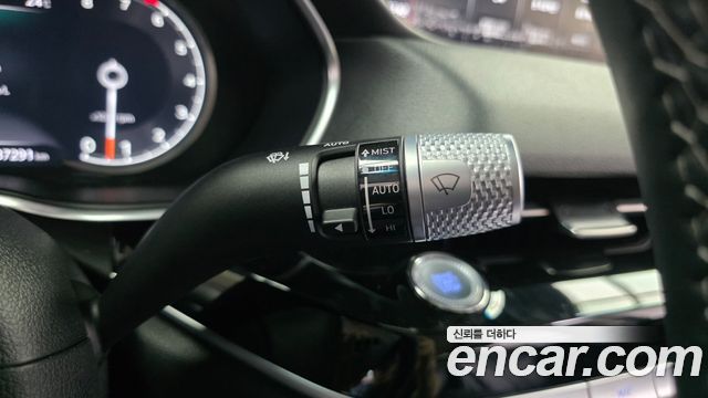 Genesis G80 2021 — photo 23