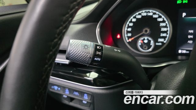 Genesis G80 2021 — photo 25
