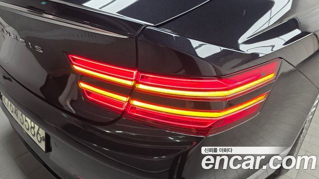 Genesis G80 2021 — photo 9