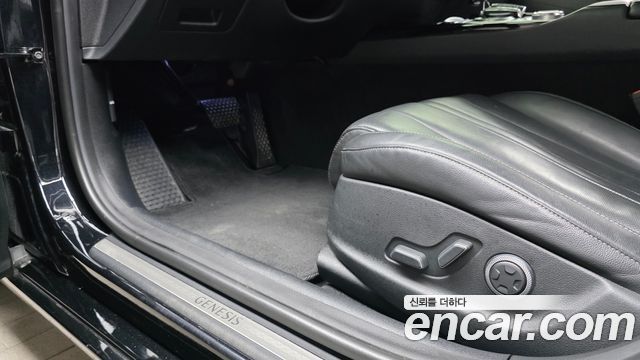 Genesis G80 2021 — photo 27